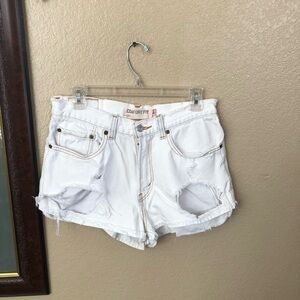 Vintage Levi’s 506 Zipper Shorts Size 31